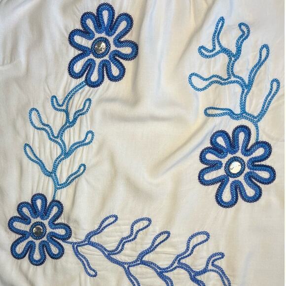 Avenue Embroidered Tunic, Floral, White/Blue, Floral, size 18/20, Hippie Boho - Picture 4 of 10